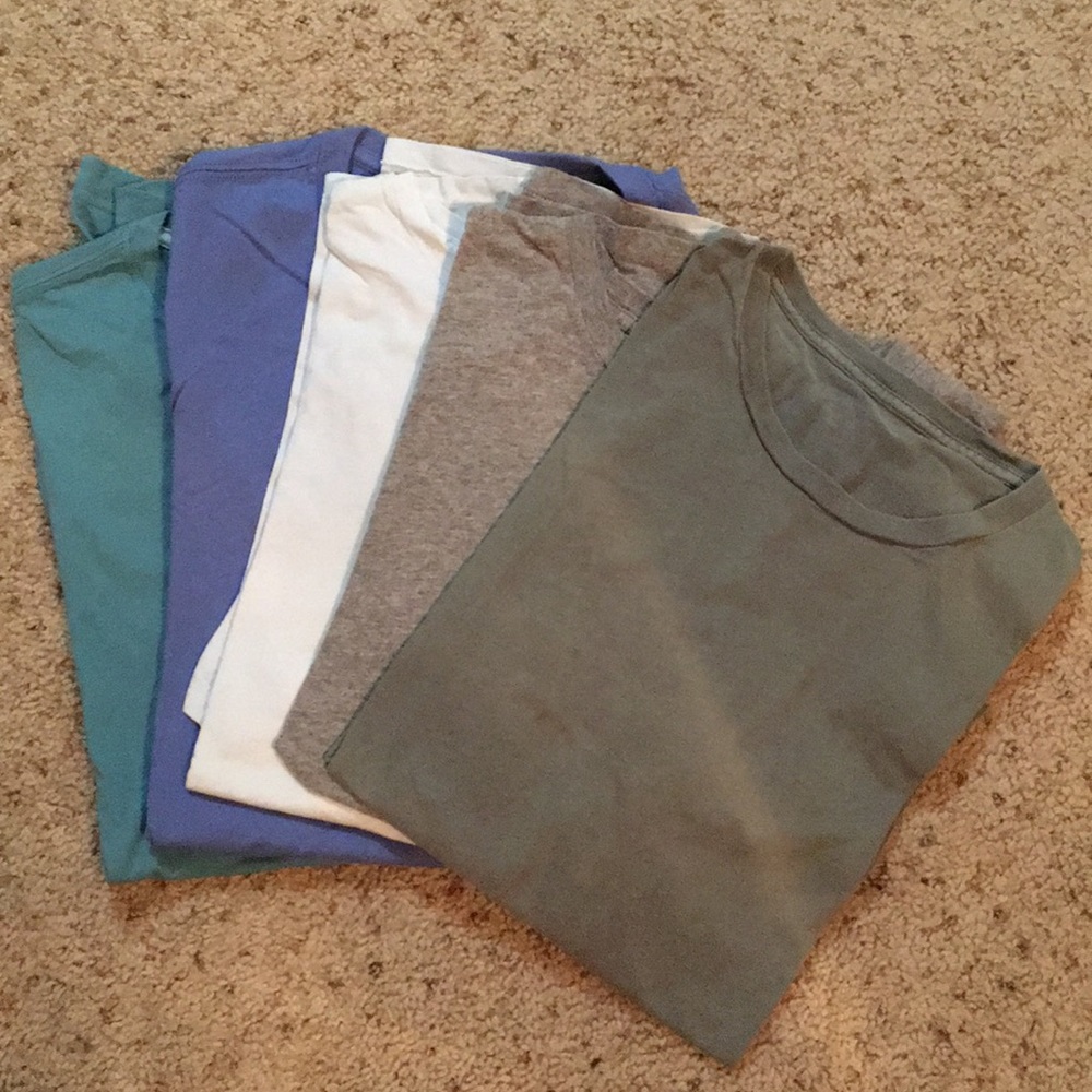 Bundle! 5 Crewneck Men’s Shirts